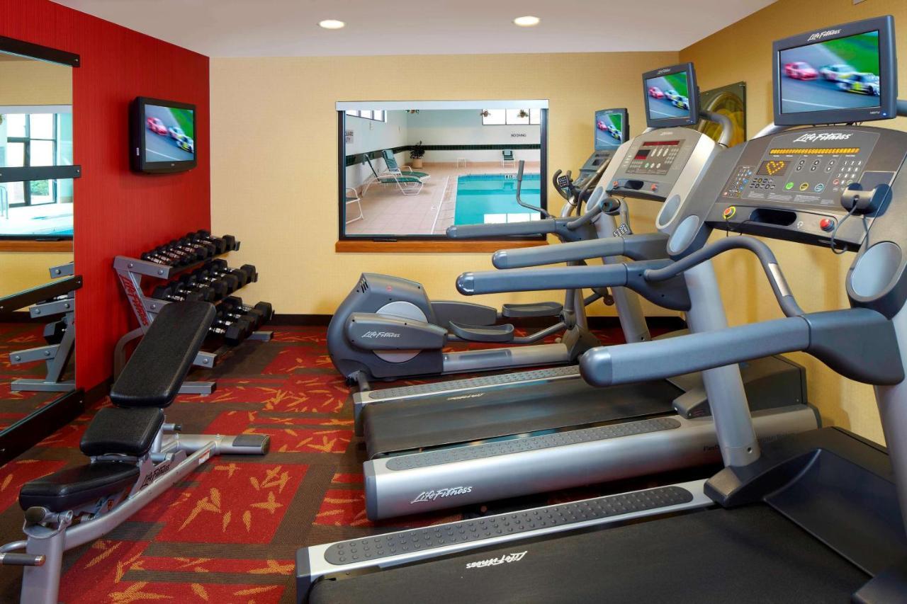 Iowa Inn Bettendorf Quad Cities Bagian luar foto